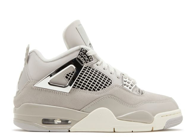 Air Jordan Retro 4 (Frozen Moments)