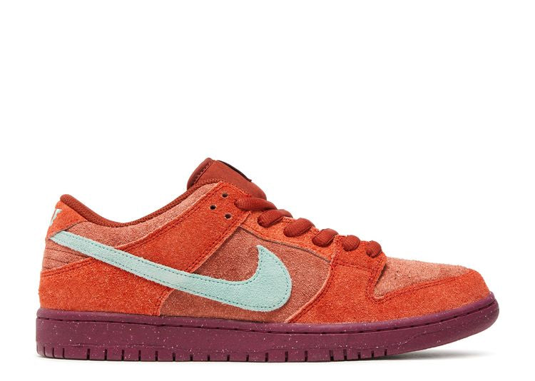 Nike SB Dunk Low (Mystic Red Rosewood) - Worn