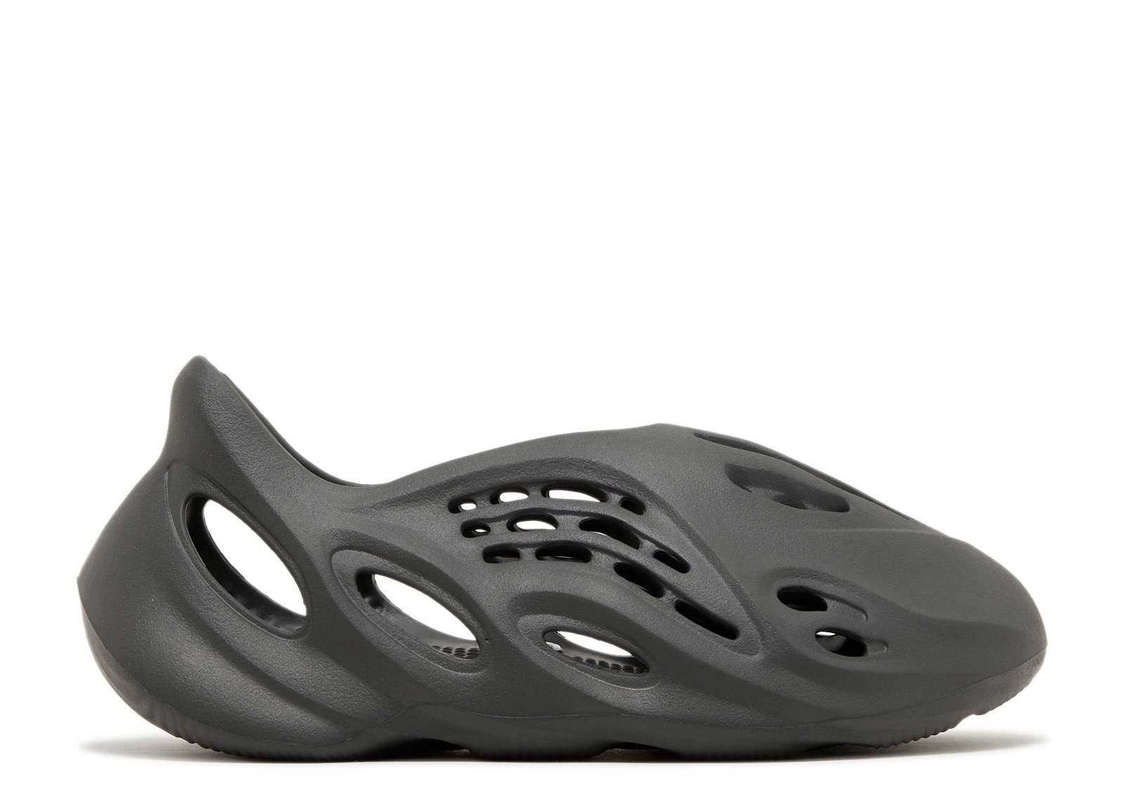Yeezy Foam Runner (Carbon)