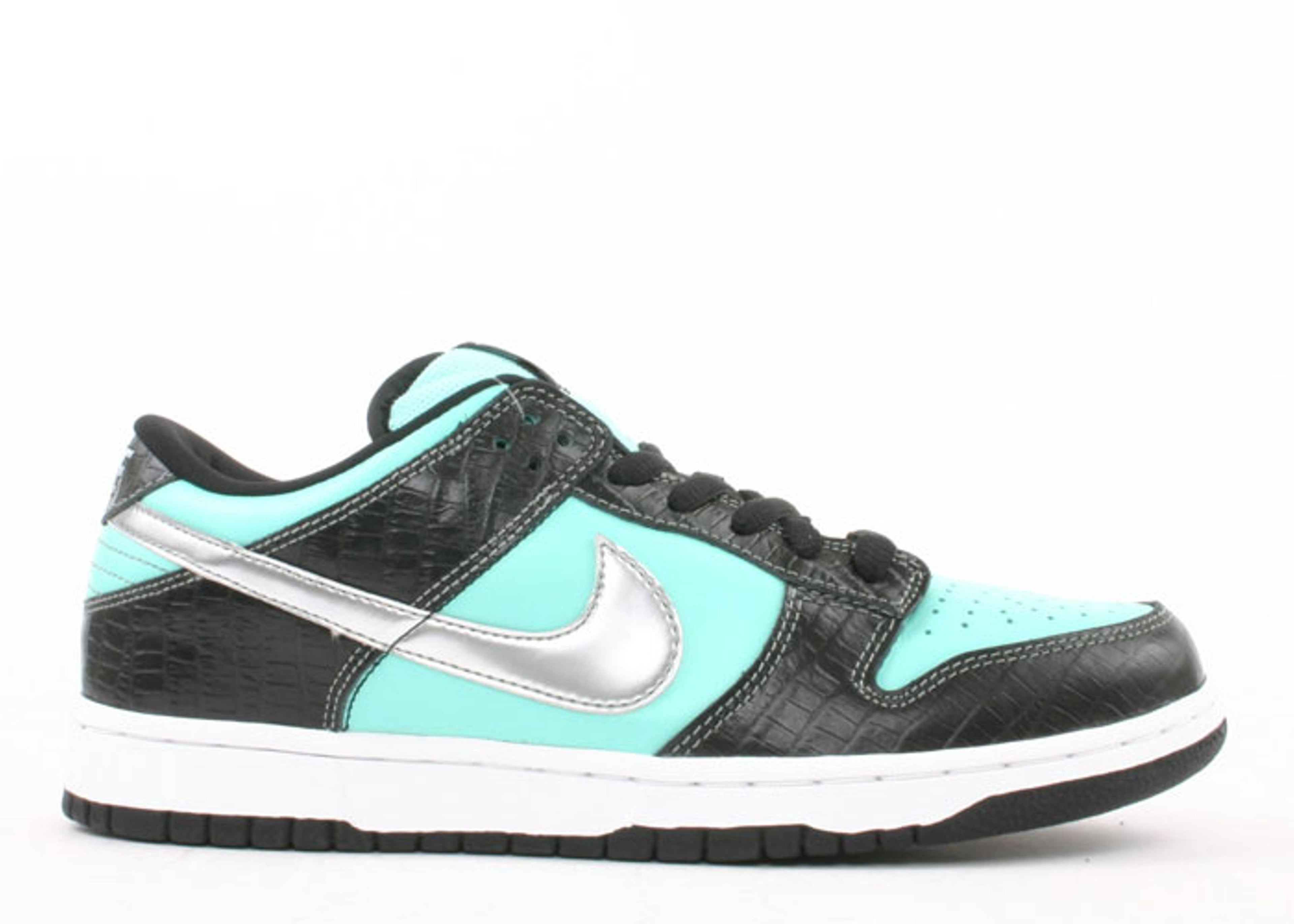 Diamond Supply Co. x Dunk Low Pro SB Tiffany